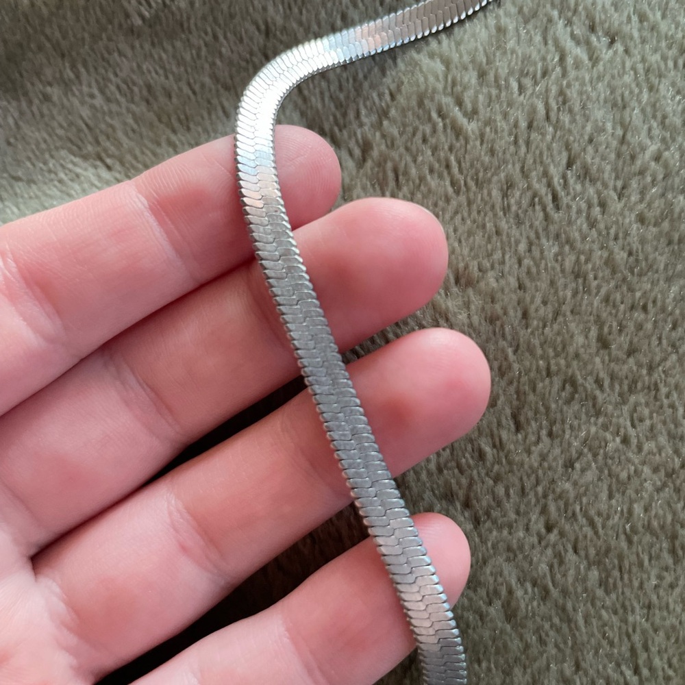 Silver Chain - Picture 3 of 3